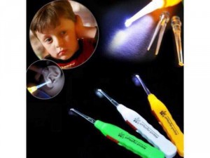 Dụng cụ Lấy Ráy Tai có đèn loại hộp