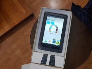 Máy Đọc Sach Điện Tử NOOK COLOR