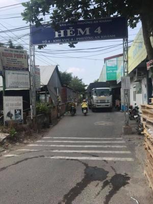 Nền Có 1 Không 2 Trục Chính Mặt Tiền Hẻm 4 Cách Đường Nguyễn Văn Linh 60m - 10 x 30