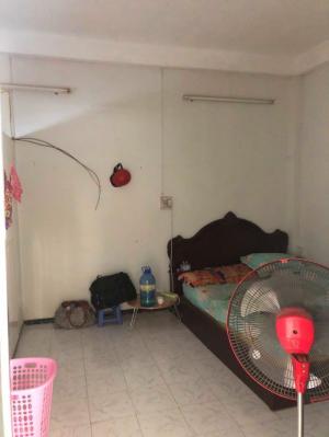 Chính chủ kẹt tiền cần bán gấp nhà hẽm cách đường chính Đồng Nai 10m