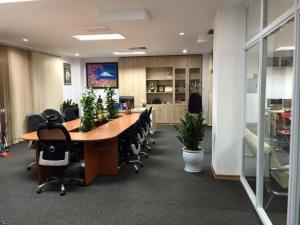 Cần cho thuê văn phòng ngay đường Phạm Văn Đồng p11 Bình Thạnh DT 50m2