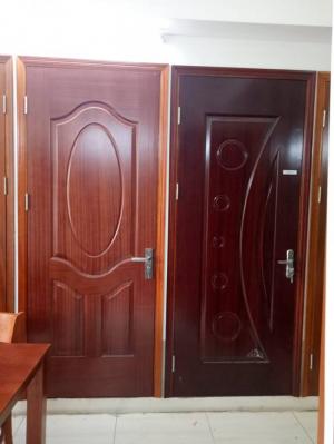 Cửa gỗ giá rẻ cho công trình cửa phòng