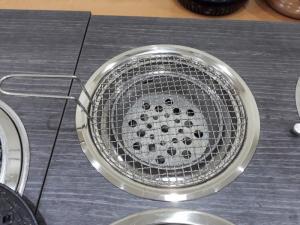 Bếp nướng inox than hoa đặt âm bàn cho quán nướng giá rẻ