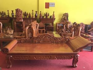 Ghế lười gõ đỏ có tại nội thất Sơn Đông Tiền Giang