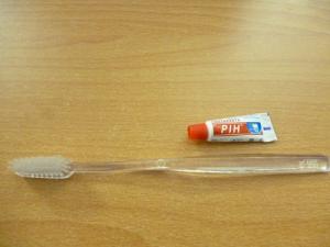 Brandde - cung cấp bàn chải và kem đánh răng in ấn logo thương hiệu khách sạn