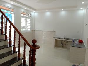 Bán nhà sổ hồng riêng đường ĐHT 17 phường Đông Hưng Thuận, Q12 đúc một trệt, một lầu
