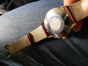 Đồng hồ tự động mới zin
