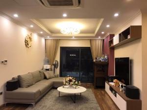 Goldmark city bán căn hộ tòa R1, tầng trung, 3 ngủ, full đồ, bao toàn bộ phí