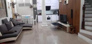 Nhà siêu hót, 46m2, 4 tầng, MT 3.9m, ngõ 1096 đường Láng, Đống Đa.