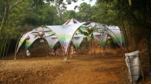 Không gian nhà tre trúc chợ quê