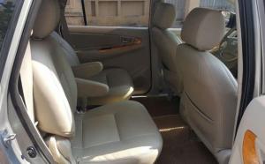 Bán Innova 2011 GSR số sàn màu bạc xe rất đẹp