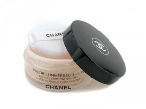 Cần pass lại phấn phủ chanel