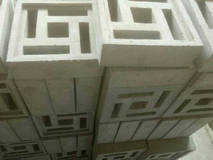 Cung cấp gạch bông gió bánh ú đà nẵng -