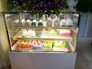 tủ bảo quản bánh
