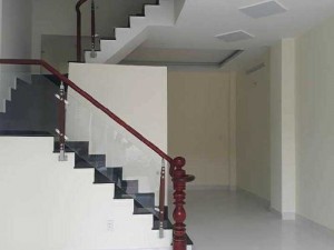 Nhà hẻm xe hơi 1979 Huỳnh Tấn Phát