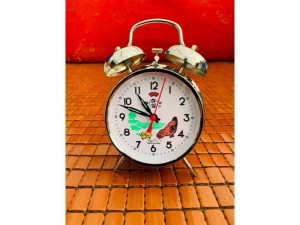 Đồng hồ gà chạy bằng dây cót