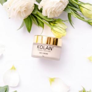 Kem dưỡng da Kolan day cream gold 30g