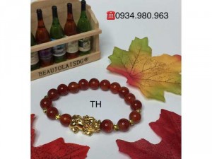 Vòng tay đá phong thủy mã não