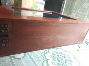 Bể cá treo tường