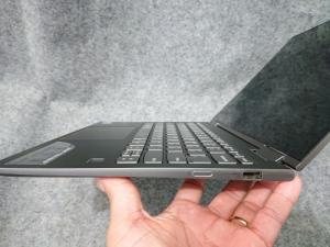 Lenovo Yoga 730-13 Core I5 8250 Ram DDR4 8GB SSD 256GB IPS FULL HD