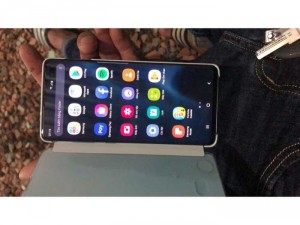 Cần bán gấp galaxy s10 plus