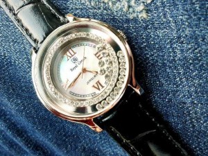 Đồng hồ nữ Royal Crown 3638 dây da đen