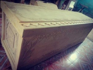 Áo quan tài gỗ