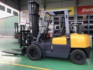 Xe nâng nội địa Nhật 4tấn - Động cơ dầu - Hiệu TCM - Càng xúc lật
