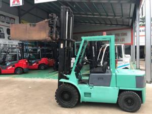 CHO THUÊ XE NÂNG CŨ NGẮN HẠN VÀ DÀI HẠN