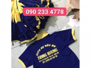 Áo thun xanh bích cổ vàng