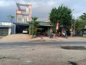 Bán lô đất sát lô góc mặt tiền đường 50m đường thông các tỉnh nam bắc dân cư đông đúc