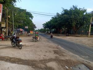 Bán lô đất sát lô góc mặt tiền đường 50m đường thông các tỉnh nam bắc dân cư đông đúc