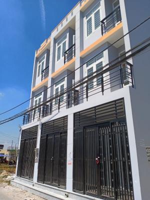 Bán căn nhà phố. 1 trệt 2 lầu xây mới hoàn toàn.