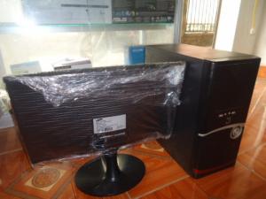Bộ máy chuyên game + màn hình sam sung 19in đèn led