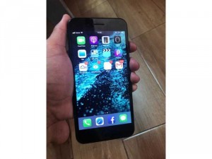 Cần bán iphone 7 plus quốc tế 32gb ngoại hình 98%