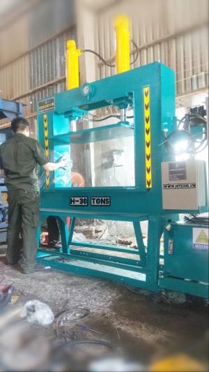 Máy ép thủy lực chữ H 50 tấn di chuyển