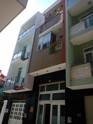 Bán căn nhà Nằm Ngay MT Đường Lê Quang Định, P11, Bình Thạnh.DT 4x24m