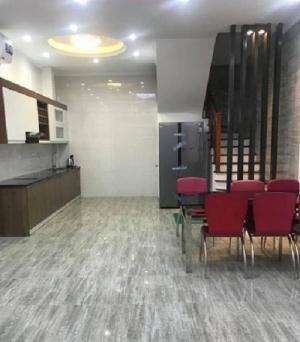Bán Gấp nhà mới, giá rẻ 48m2 x 5 tầng quận Đống Đa Hà Nội ( ĐN )