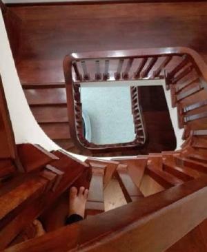 Bán Gấp nhà mới, giá rẻ 48m2 x 5 tầng quận Đống Đa Hà Nội ( ĐN )