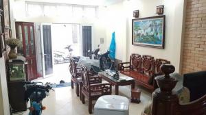 Bán nhà đẹp, mặt tiền 5m, nội thất sang trọng phố Hoàng Ngân giá 3.6 tỷ.