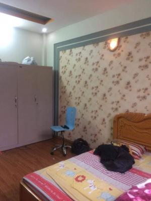 Bán Nhà Phố Đê La Thành , MT 5M, diện tích 35m , nhà 4 tầng, 2 mặt thoáng,