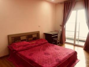 Cần bán căn hộ tại chung cư 60 Hoàng Quốc Việt, căn 12- 117m2, giá 27.5 tr/m2.