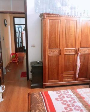 Bán nhà Đống Đa 49m2, 4 tầng, cách phố 40m giá 4.5 tỷ