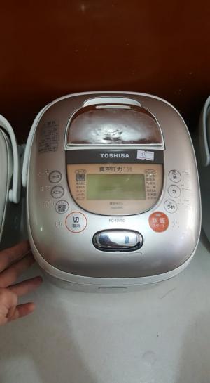 Nồi cơm điện Tosiba 1 lít RC-10 Nhật