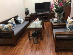 Bán nhà Phân lô, đẹp, chắc chắn Lê Trọng Tấn 45m, 4 tầng, Giá 4.55 tỷ.