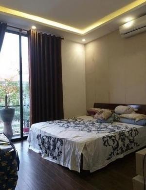 Bán nhà phố Hoàng Văn Thái:phân lô - lô góc- ô tô đỗ sát cửa 35m2, 4 tầng, MT 4m.