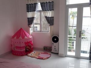 Bán nhà tặng Cô !!! Cô Giang , P.2 , Phú Nhuận. DT 45m2, 5PN chỉ 5 tỷ.