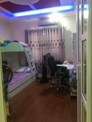 Bán nhà đẹp 48m2, kinh doanh sầm uất, đường ô tô phố Tân Mai giá 4.2 tỷ