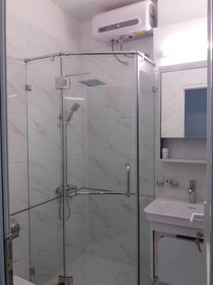 Bán nhà đẹp Yên Lãng 50m2*5 tầng, MT4,5m giá 4,5 tỷ.