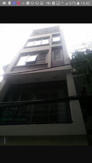 Bán nhà phố Đội Cấn, Ba Đình, 33m2, mặt tiền 4,4m, 3,3 tỷ.
